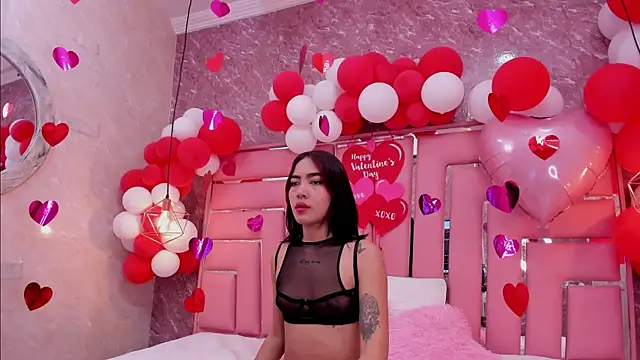 Snapshot of SEXY_HOTTIE__ chatting on February 2025 12:28:01 PM SEXY HOTTIE online show from February 2025 12:28:01 PM