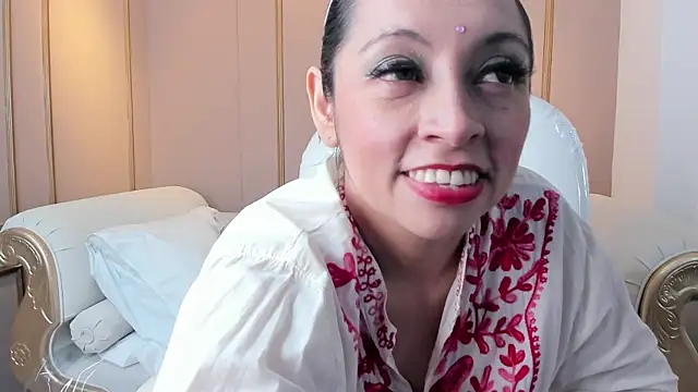 PerlaPreciosa online show from October 2025 03:59:01 AM