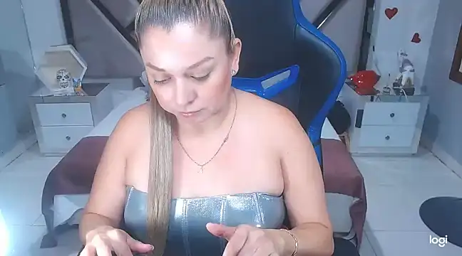 natalia5560 online show from January 2025 04:41:01 PM