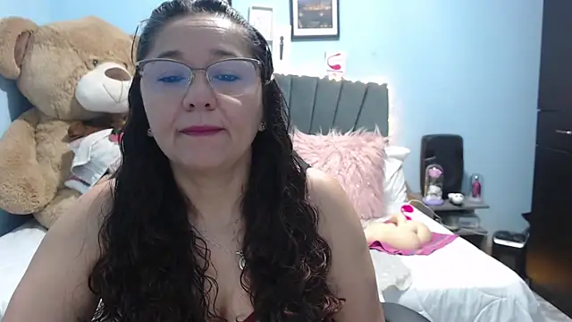 AngelRouss online show from February 2026 08:37:02 AM