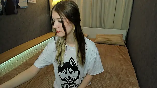 Lina Vi online show from January 2025 09:20:01 PM