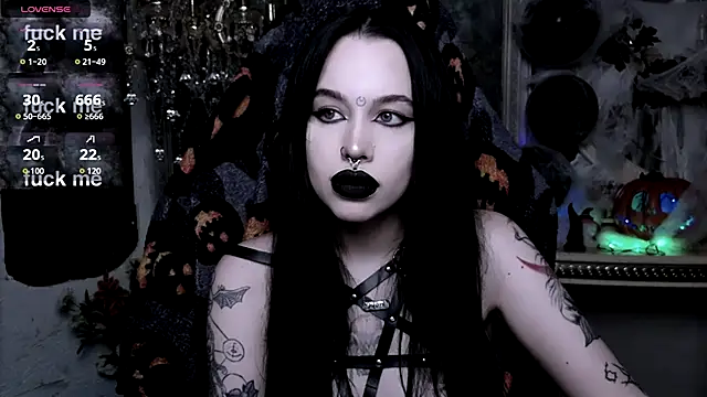 Snapshot of alexx_succubus chatting on October 2025 05:01:01 PM alexx succubus online show from October 2025 05:01:01 PM