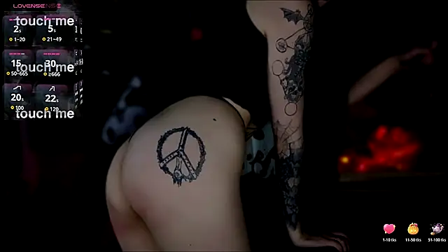 Snapshot of alexx_succubus chatting on November 2025 05:50:01 AM alexx succubus online show from November 2025 05:50:01 AM