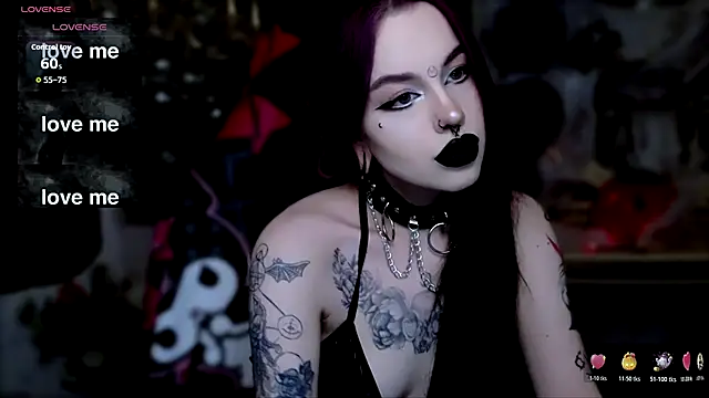 Snapshot of alexx_succubus chatting on November 2025 04:29:02 AM alexx succubus online show from November 2025 04:29:02 AM