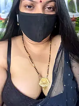 FlatVincy4 online show from October 2025 04:29:02 PM