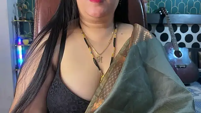 Snapshot of FlatVincy4 chatting on February 2026 06:26:01 AM FlatVincy4 online show from February 2026 06:26:01 AM