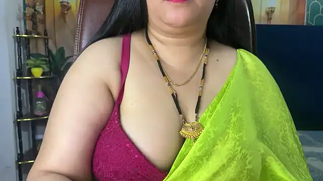 FlatVincy4 online show from March 2026 04:17:02 AM