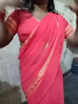 Snapshot of Looliya02 chatting on January 2025 07:03:01 AM Looliya02 online show from January 2025 07:03:01 AM