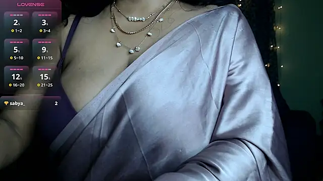 hot menka online show from October 2025 03:34:01 PM