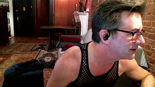 Johnny Bottoms online show from March 2026 12:04:02 AM