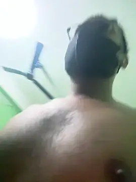 Snapshot of GildanK18 chatting on September 2025 04:39:01 PM GildanK18 online show from September 2025 04:39:01 PM