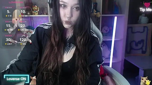 Snapshot of chloe_crystall_killer chatting on June 2026 01:46:01 PM chloe crystall killer online show from June 2026 01:46:01 PM