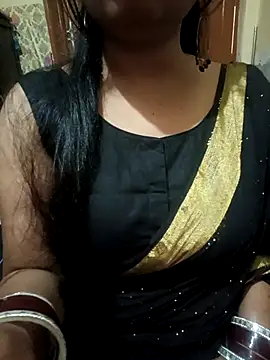 Snapshot of Soniya_444 chatting on May 2026 12:43:02 PM Soniya 444 online show from May 2026 12:43:02 PM