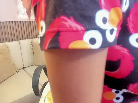 Daphne Fox  online show from November 2025 04:02:02 AM