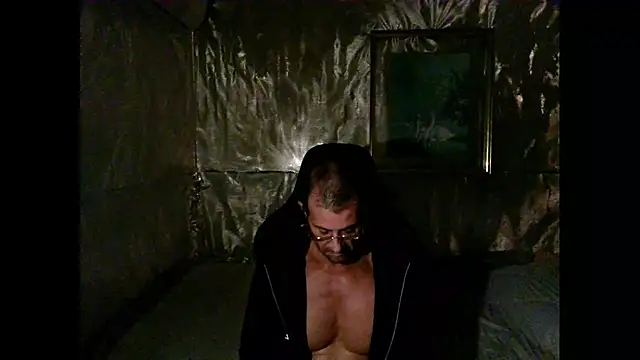 Snapshot of Marieettee chatting on January 2025 09:10:01 PM Marieettee online show from January 2025 09:10:01 PM