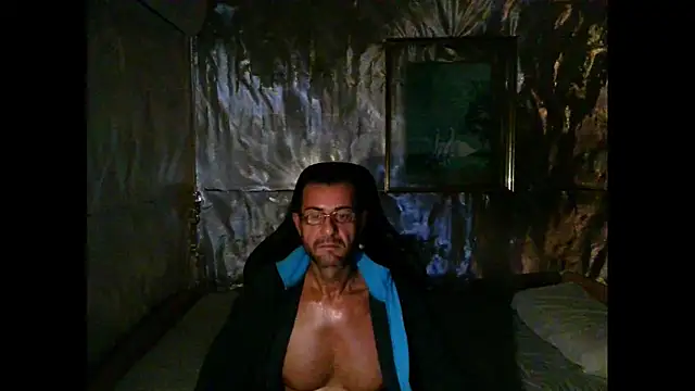 Snapshot of Marieettee chatting on January 2025 09:15:02 AM Marieettee online show from January 2025 09:15:02 AM