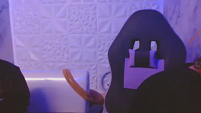 andy dan18 online show from March 2026 08:26:02 PM