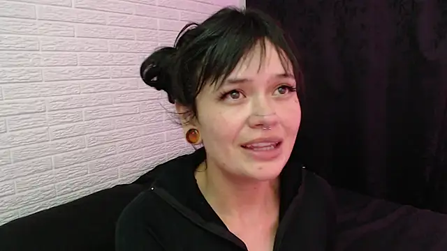 Snapshot of rousstattoo chatting on January 2025 07:42:01 AM rousstattoo online show from January 2025 07:42:01 AM