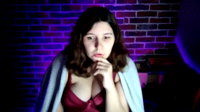 Heleneecesmecs2 online show from December 2024 12:29:01 AM