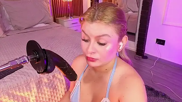 LolaAngellx online show from June 2026 09:19:01 PM