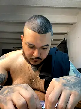 El Titan1998 online show from September 2025 11:01:01 AM