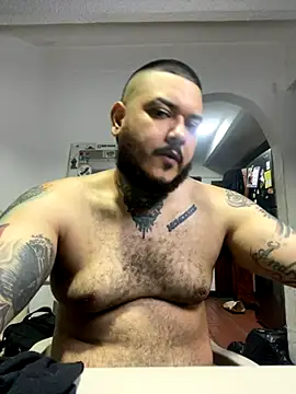 El Titan1998 online show from October 2025 11:24:02 PM