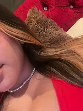 Snapshot of Mariapaula chatting on February 2025 09:59:01 PM Mariapaula online show from February 2025 09:59:01 PM