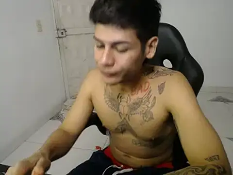 Clyde019 online show from January 2025 02:09:01 AM