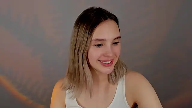 Snapshot of AngelicaKleee chatting on February 2025 01:56:01 AM AngelicaKleee online show from February 2025 01:56:01 AM