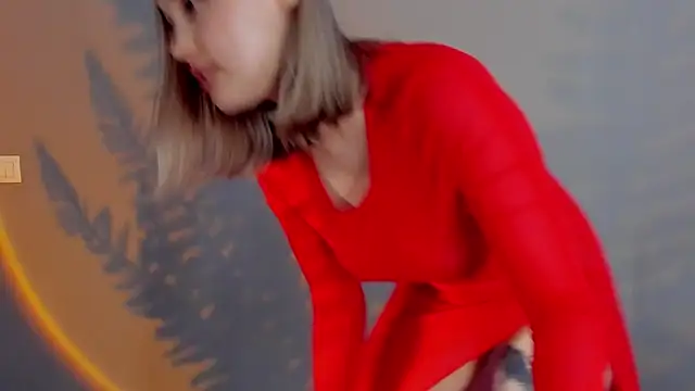 Snapshot of AngelicaKleee chatting on February 2025 04:58:01 AM AngelicaKleee online show from February 2025 04:58:01 AM