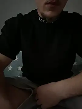 Snapshot of couplehot992 chatting on January 2025 01:39:01 PM couplehot992 online show from January 2025 01:39:01 PM