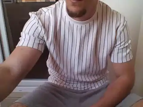 Snapshot of couplehot992 chatting on March 2025 10:00:02 AM couplehot992 online show from March 2025 10:00:02 AM