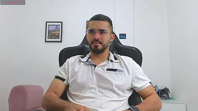 Massimoo 07 online show from December 2025 08:58:01 PM