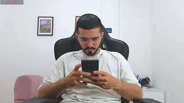 Massimoo 07 online show from December 2025 07:54:01 PM