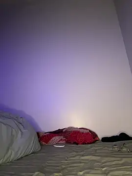 Snapshot of _dwhorekin_ chatting on February 2025 08:22:01 PM  dwhorekin  online show from February 2025 08:22:01 PM