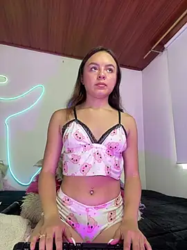 Snapshot of Valen_sr_ chatting on December 2024 08:36:02 PM Valen sr  online show from December 2024 08:36:02 PM