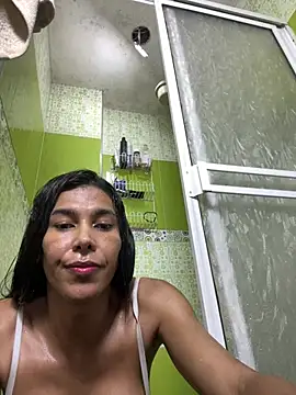 Ebonyxprincess  online show from April 2026 07:49:01 PM