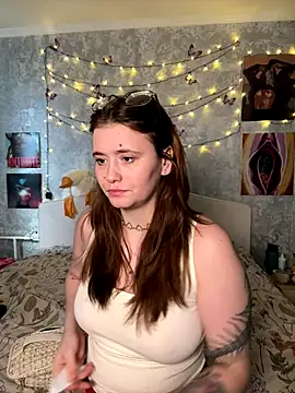 Sabrina shells online show from December 2025 09:27:01 AM