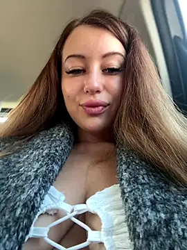 AndreaMood online show from September 2025 05:22:01 AM