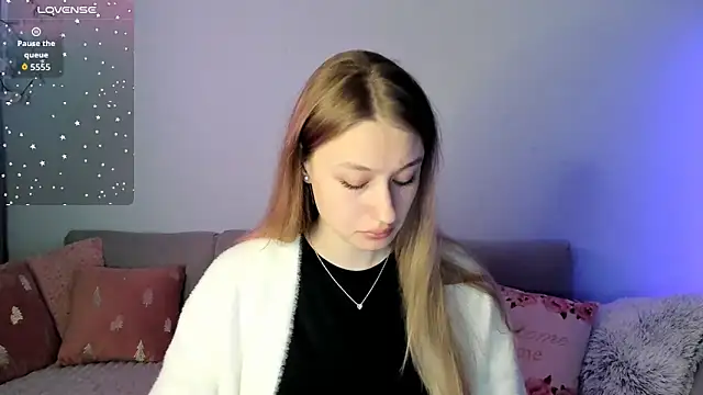 Snapshot of Haley_Vixen chatting on June 2026 08:05:02 AM Haley Vixen online show from June 2026 08:05:02 AM
