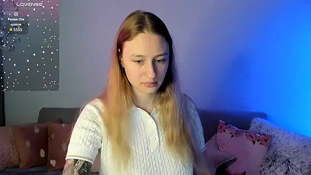 Snapshot of Haley_Vixen chatting on June 2026 08:12:02 AM Haley Vixen online show from June 2026 08:12:02 AM