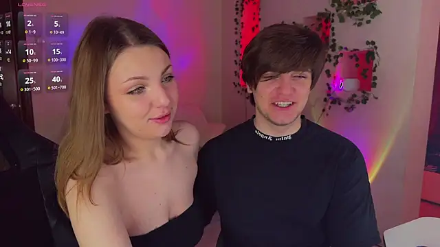 RobertAndLinela online show from April 2026 11:26:02 AM