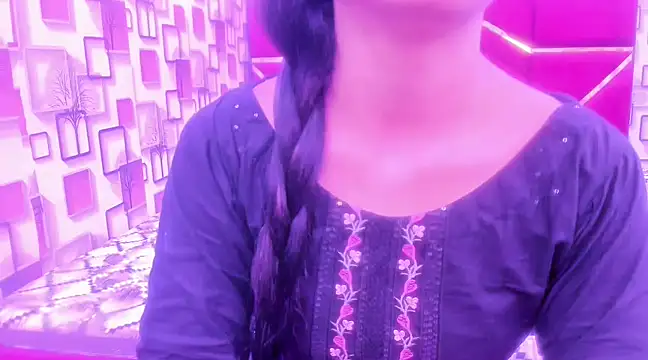 Somiya87 online show from March 2025 05:28:01 PM