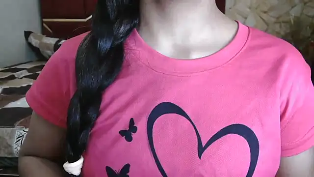 Somiya87 online show from February 2026 07:56:01 PM