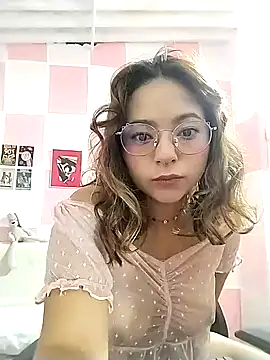 Snapshot of Paulina_mosh chatting on February 2025 11:09:02 AM Paulina mosh online show from February 2025 11:09:02 AM