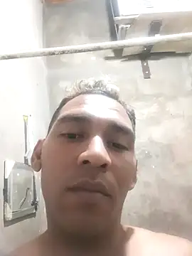 Snapshot of yaxom33 chatting on February 2026 11:36:02 PM yaxom33 online show from February 2026 11:36:02 PM