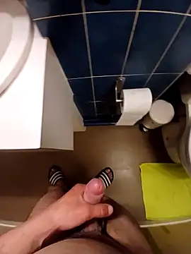 rominoucoquin online show from April 2026 08:40:02 PM