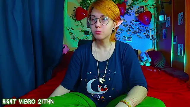 TrickyKitsune online show from February 2026 03:45:02 PM