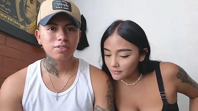 Snapshot of Thiago_x_Sahara chatting on February 2025 04:00:02 PM Thiago x Sahara online show from February 2025 04:00:02 PM