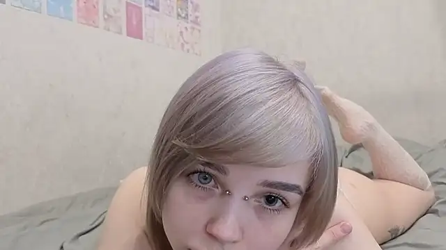 emodreamgirl online show from April 2026 04:29:01 PM